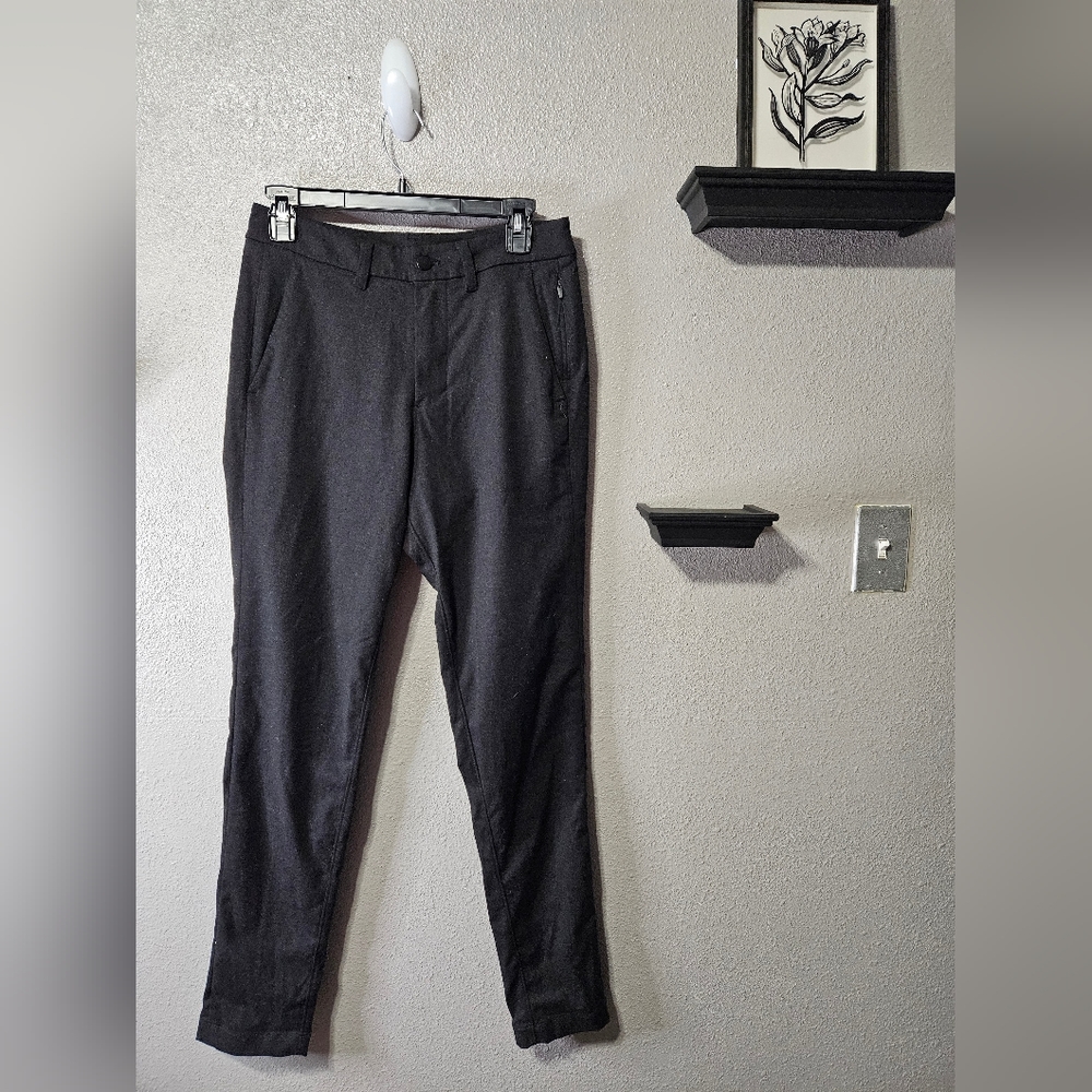 Lululemon commission pants